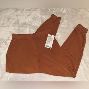 Lululemon softstreme pants